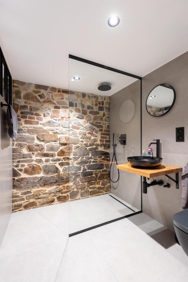 Tynil Saint Jean: Renovated Old Barn + Nordic Bath Villa Aubel Exterior photo
